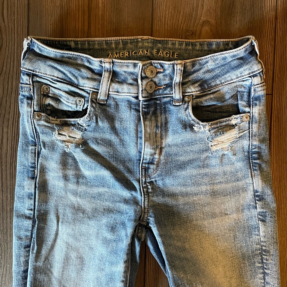 American Eagle Mid Rise Flare Jean